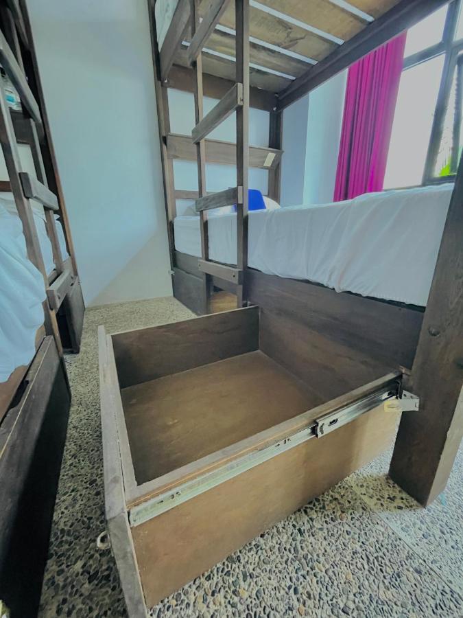 Los Muertos Hostal 푸에르토 발라타 외부 사진